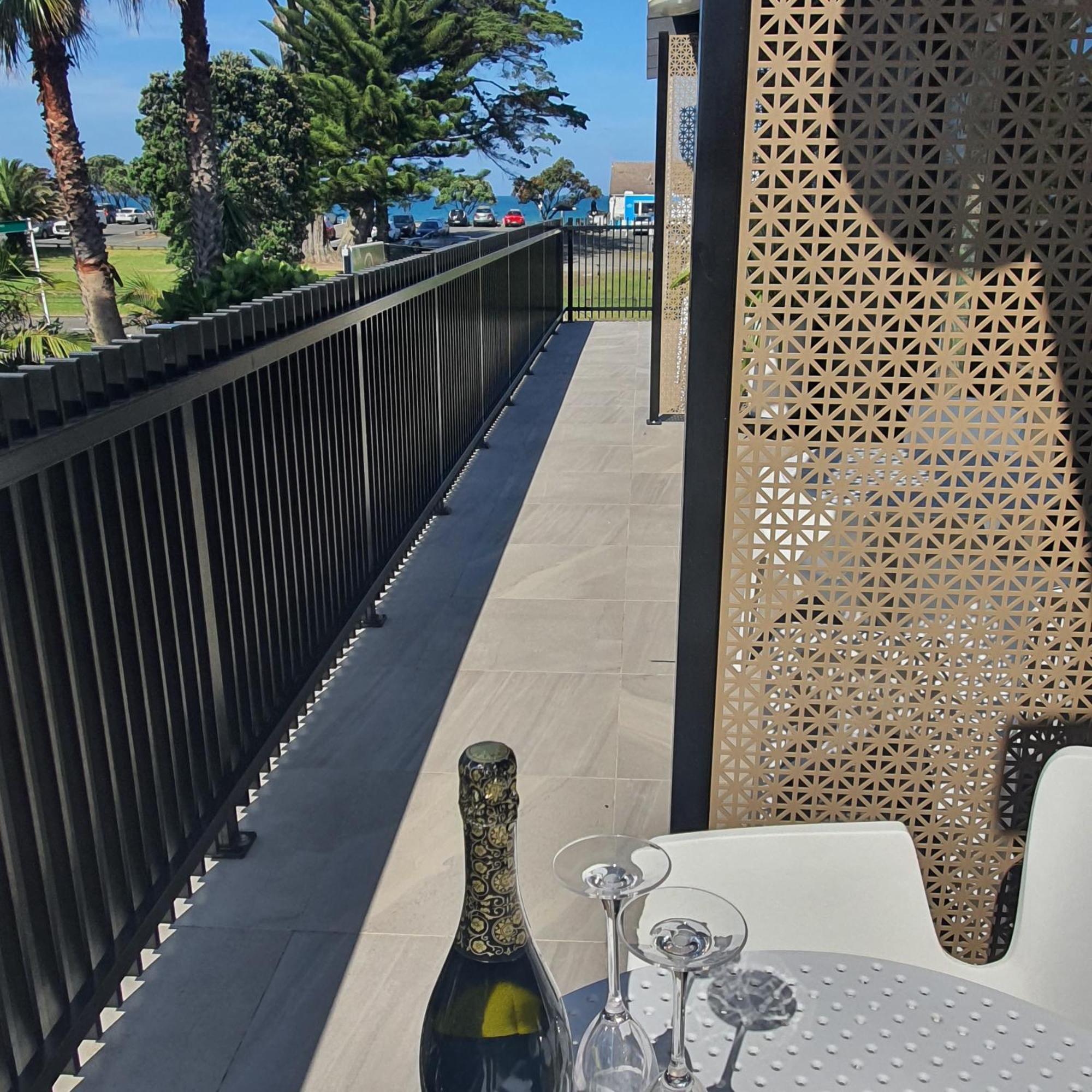 Orewa Beachcomber Dış mekan fotoğraf